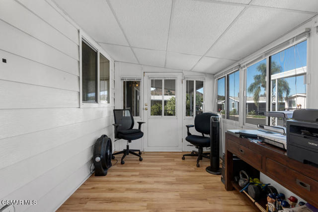 15750 Arroyo Drive, Moorpark CA: https://media.crmls.org/mediaz/5b91b30b-d15f-45b0-b2d6-759fcee1bc27.jpg