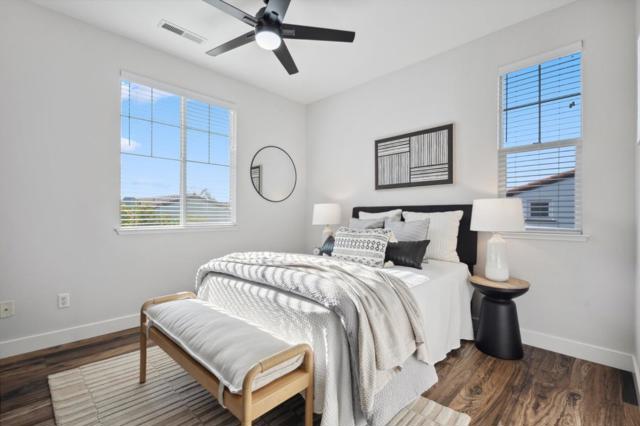7531 Edinburgh Way, Gilroy CA: https://media.crmls.org/mediaz/5b921acc-99ff-44f4-a44d-b3164b54c845.jpg