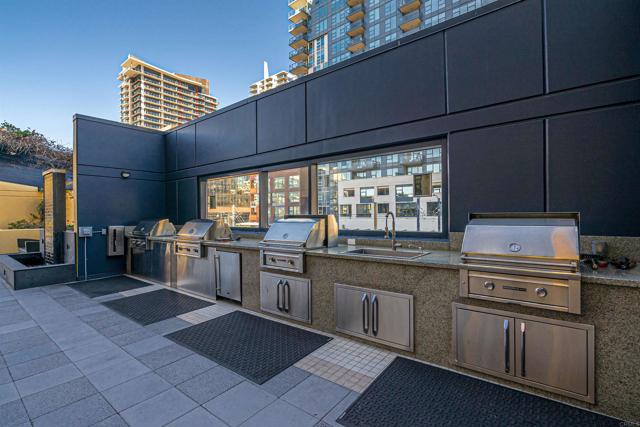 Detail Gallery Image 38 of 39 For 1325 Pacific Hwy, San Diego,  CA 92101 - 2 Beds | 2 Baths