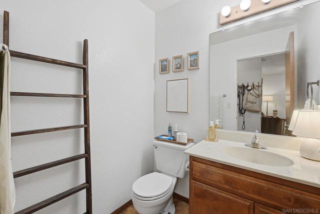 Image 7 of 45 For 1460 Hornblend