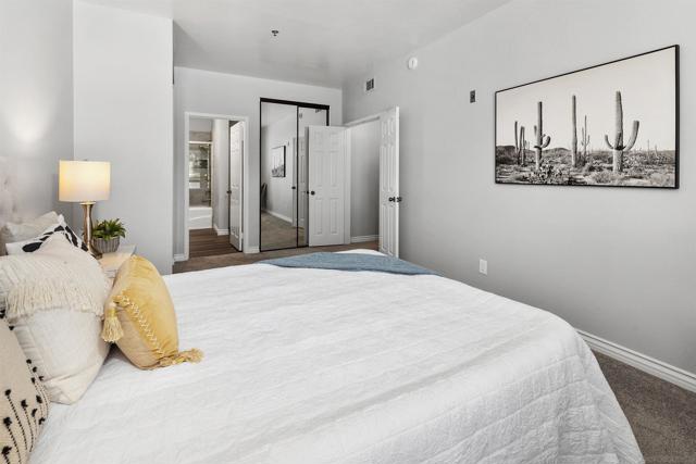 5845 FRIARS RD, San Diego CA: https://media.crmls.org/mediaz/5b93df34-a4ca-43f4-89ee-ccd48d3a8ad3.jpg