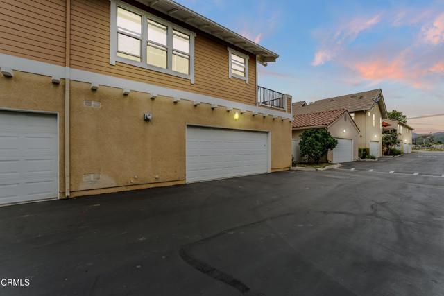 962 Jonquill Avenue, Ventura CA: https://media.crmls.org/mediaz/5b946c57-4812-4940-b937-8c0acd5b1031.jpg