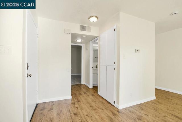 1701 Mahogany Way, Antioch CA: https://media.crmls.org/mediaz/5b95032e-332b-4ba2-be8e-2a61c6bc6c8f.jpg