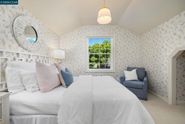 2398 Ironwood Pl, Alamo CA: https://media.crmls.org/mediaz/5b95741a-79b6-47c0-b833-a485b710500c.jpg