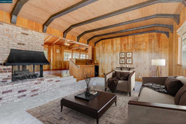 6180 HILLSIDE DRIVE, El Sobrante CA: https://media.crmls.org/mediaz/5b963e2a-89d7-45f5-97a8-ae9ed5c95c7f.jpg