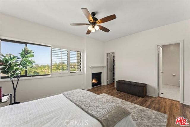 4227 Freedom Drive, Calabasas CA: https://media.crmls.org/mediaz/5b96e1be-d7b1-4d3b-b5e0-ca51618f60d4.jpg