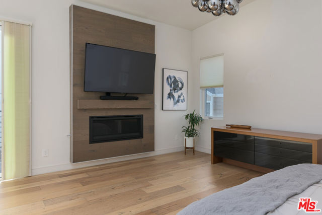 2022 Harriman Lane, Redondo Beach, California 90278, 5 Bedrooms Bedrooms, ,4 BathroomsBathrooms,Residential,Sold,Harriman,24456453
