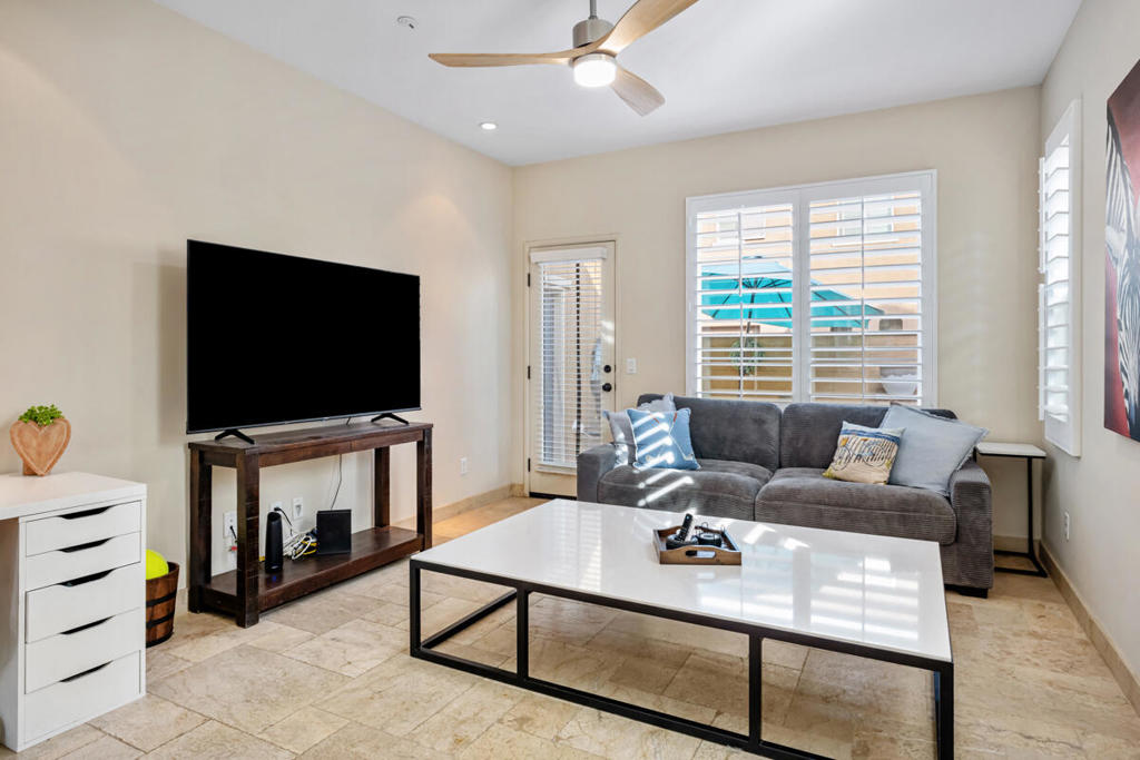 MLS #219142325DA image #6