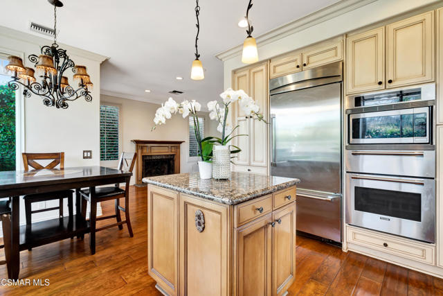 5177 Pesto Way, Oak Park CA: https://media.crmls.org/mediaz/5b98a6c9-bbab-4ca4-923e-76bbdbc84c8a.jpg