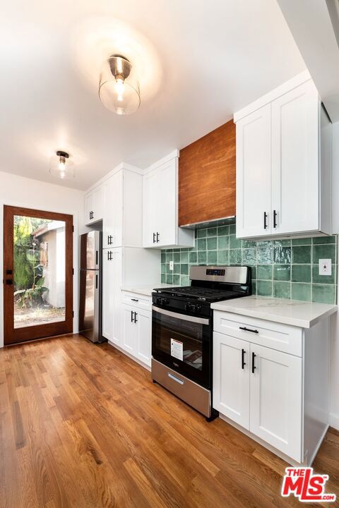 6221 Arroyo Glen Street, Los Angeles CA: https://media.crmls.org/mediaz/5b98b1d7-c85a-444c-9feb-8f4b868bdf93.jpg