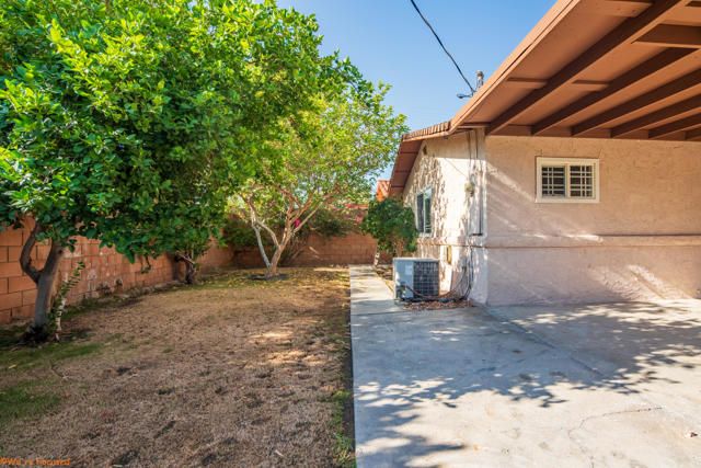 52190 Avenida Rubio, La Quinta CA: https://media.crmls.org/mediaz/5b9a6e32-5f55-462e-9e80-4ed2452c97c2.jpg