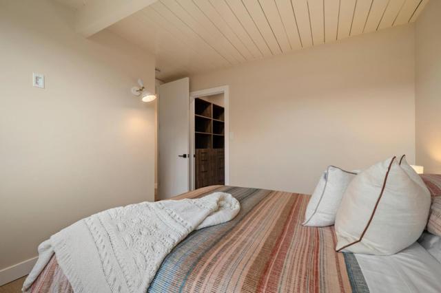 224 Loon Court, Foster City CA: https://media.crmls.org/mediaz/5b9aadb7-01ae-4cc6-b257-cd555b21e201.jpg