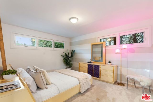 4041 Davana Road, Sherman Oaks CA: https://media.crmls.org/mediaz/5b9b3f4e-630c-4781-aa0b-af11d09afb85.jpg