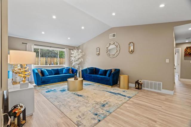 51 Saint Ramon Court, Danville CA: https://media.crmls.org/mediaz/5b9c767a-5cce-4e3e-9675-edb8e402ac19.jpg