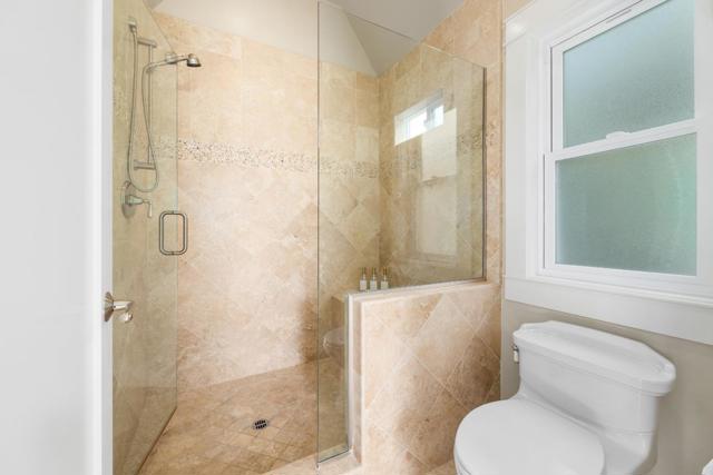 360 5th Avenue, Santa Cruz CA: https://media.crmls.org/mediaz/5b9ca8ea-1636-4636-97e8-de6e35a738e6.jpg