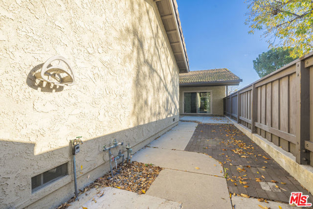 Image 30 of 43 For 2830 Lakeridge Lane