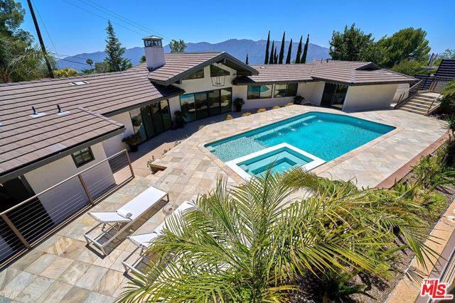 3001 Cloudcrest Road, La Crescenta CA: https://media.crmls.org/mediaz/5b9dcc00-c2a4-4823-a171-a593586e8ab4.jpg