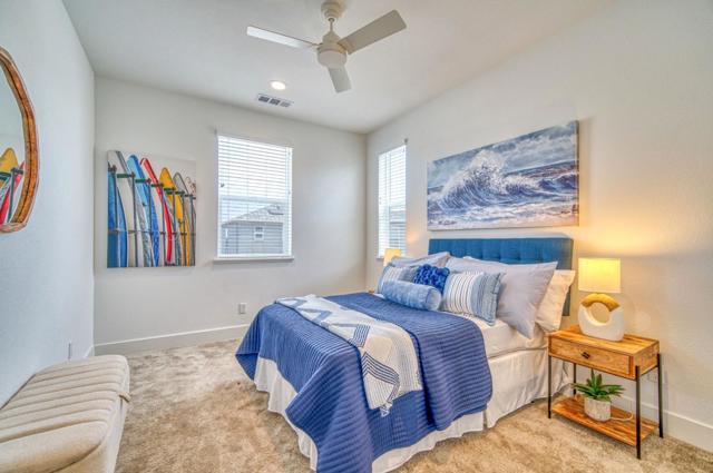 267 Sandy Gulch Drive, Marina CA: https://media.crmls.org/mediaz/5b9fad03-7603-4cfa-b2ee-2707acb9ea4f.jpg