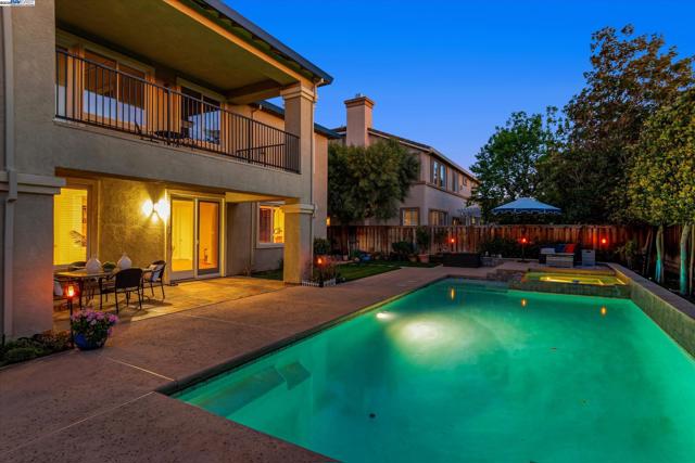 1517 Rampart Way, Brentwood CA: https://media.crmls.org/mediaz/5b9fb978-6637-45e8-bafd-8c865551ea90.jpg
