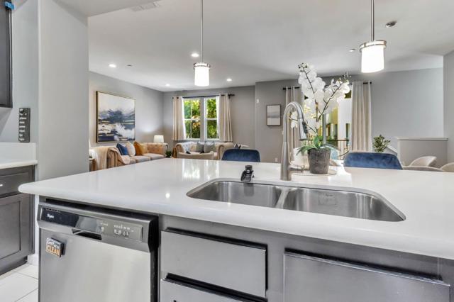 1490 Coyote Creek Way, Milpitas CA: https://media.crmls.org/mediaz/5ba0187f-20c0-43bc-a073-318fb87d306a.jpg