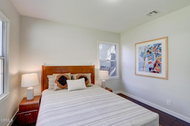 Detail Gallery Image 29 of 37 For 1255 Oak Circle Dr, Glendale,  CA 91208 - 3 Beds | 2 Baths