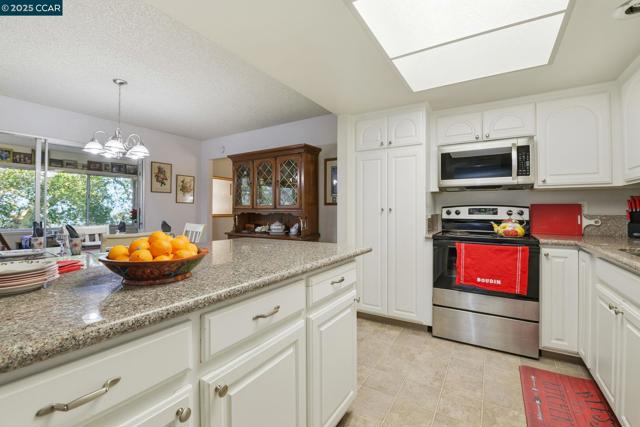 3120 Ptarmigan Dr., Walnut Creek CA: https://media.crmls.org/mediaz/5ba0a55b-6761-4830-acb7-d74ca8a02cc6.jpg