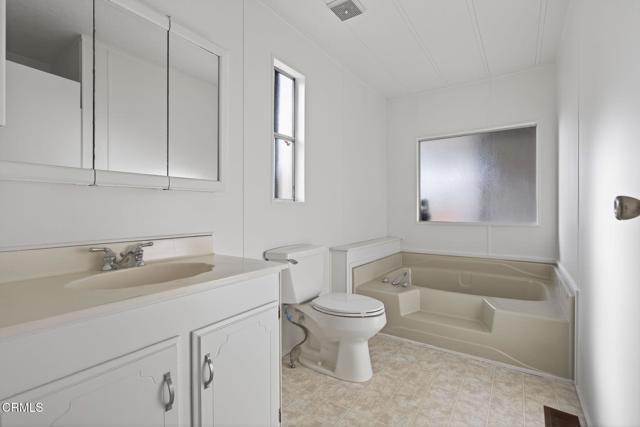 Detail Gallery Image 23 of 44 For 4700 Aurora Dr #108,  Ventura,  CA 93003 - 2 Beds | 2 Baths