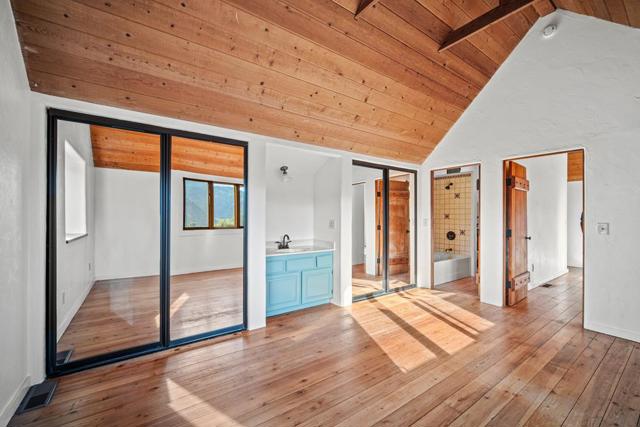 70 Valle Vista, Carmel Valley CA: https://media.crmls.org/mediaz/5ba10aaa-78d6-4ff2-9017-96a70ea298ad.jpg