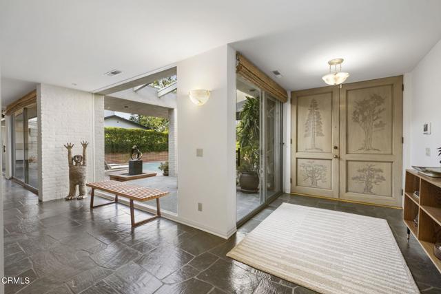 635 Rockwood Road, Pasadena CA: https://media.crmls.org/mediaz/5ba144a5-4858-4b52-8bf0-a0ae6a41eb33.jpg