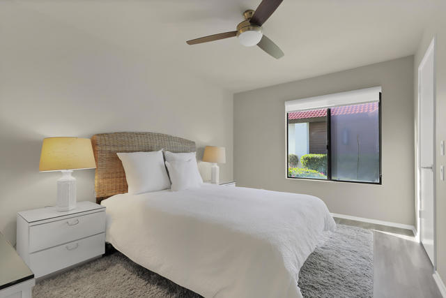 2545 Miramonte W Circle, Palm Springs CA: https://media.crmls.org/mediaz/5ba23d10-ff63-4da0-a604-82cd69db4c40.jpg