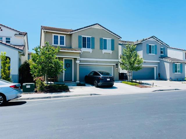 2749 Ambrosia Way, Fairfield CA: https://media.crmls.org/mediaz/5ba27197-e6fc-4d0d-92b0-81f0425c773c.jpg