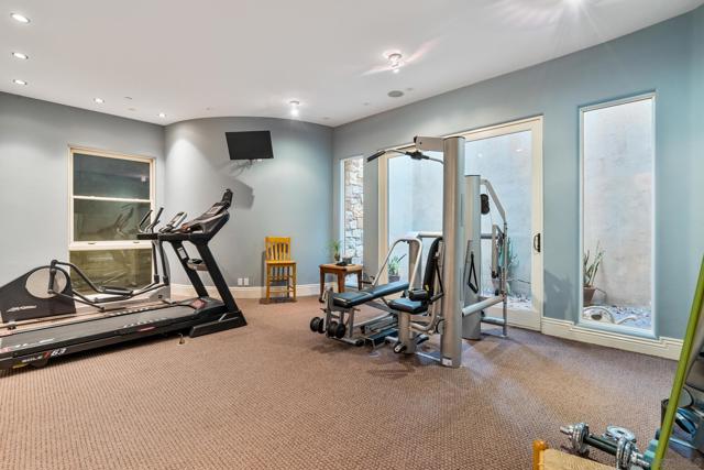 14380 Ciera Court, Poway CA: https://media.crmls.org/mediaz/5ba2e640-8cb3-4ce3-ad3d-7ffe736a0c2a.jpg