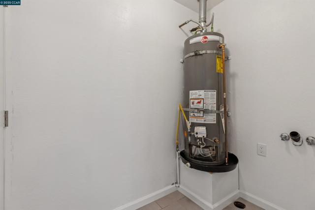 517 W 6th Street, Antioch CA: https://media.crmls.org/mediaz/5ba3588f-6dce-460b-bfd0-510182bd8cee.jpg