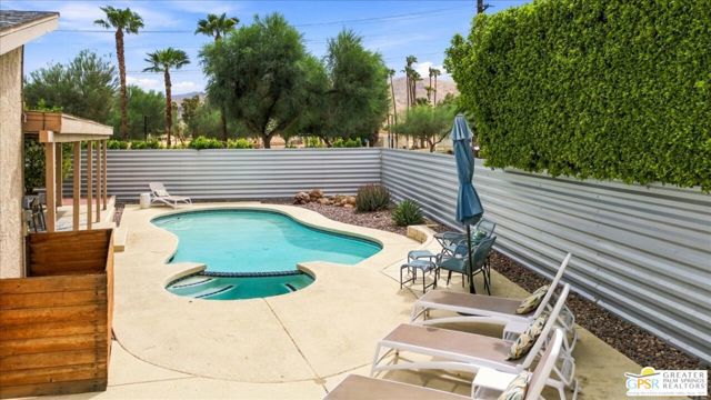 965 S Nueva Vista Drive, Palm Springs, CA 92264