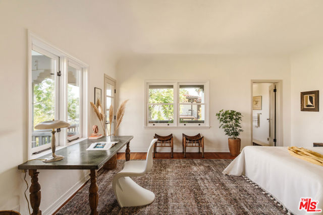 3744 Clayton Avenue, Los Angeles CA: https://media.crmls.org/mediaz/5ba390ed-e5dd-4f21-b3ba-460b63fe731f.jpg