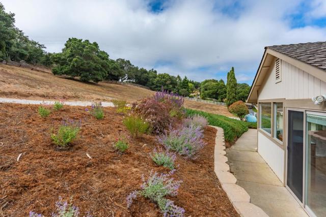 475 Brown Road, San Juan Bautista CA: https://media.crmls.org/mediaz/5ba3b8d2-3c73-4193-b29f-1d228a5a1673.jpg