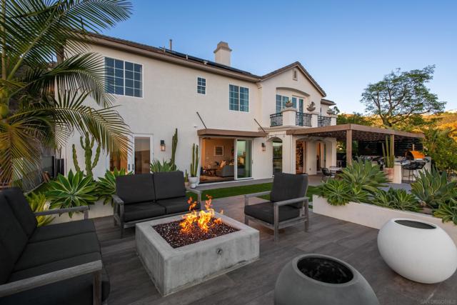 1432 Schoolhouse Way, San Marcos CA: https://media.crmls.org/mediaz/5ba406cd-3152-4136-95ec-18e02337d385.jpg