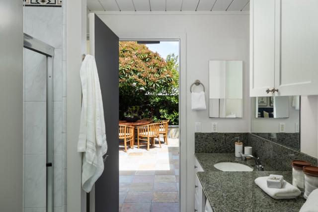 801 Talisman Drive, Palo Alto CA: https://media.crmls.org/mediaz/5ba6a83b-7cb5-44fe-9a35-40d0df86a4e5.jpg