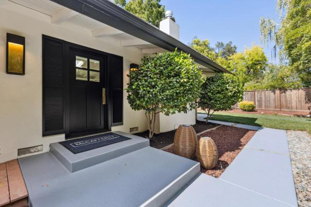 251 Loma Alta Avenue, Los Gatos CA: https://media.crmls.org/mediaz/5ba6c950-cf26-4500-bba5-36434fd30b0e.jpg
