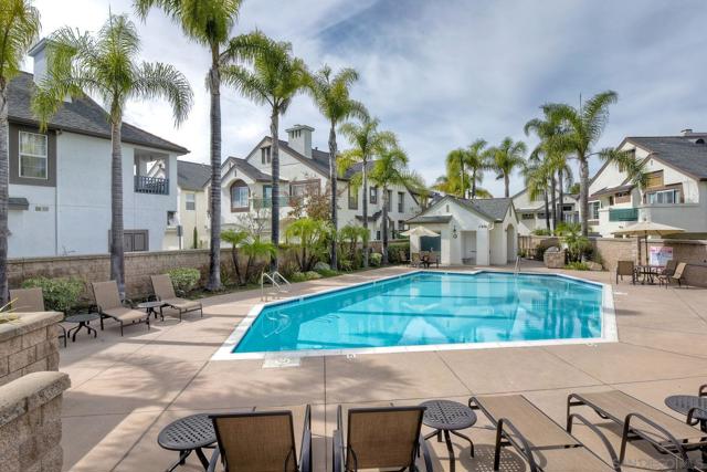 11898 Cypress Canyon Rd, San Diego CA: https://media.crmls.org/mediaz/5ba7eb74-018a-47dd-a9b0-bf4763e039bc.jpg