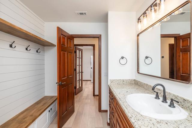 Detail Gallery Image 36 of 70 For 1210 Cypress Dr, Vista,  CA 92084 - 5 Beds | 4 Baths