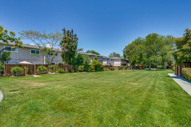 411 Lotus Lane, Mountain View CA: https://media.crmls.org/mediaz/5ba9c518-9f15-488e-93a7-b3c04cd80105.jpg