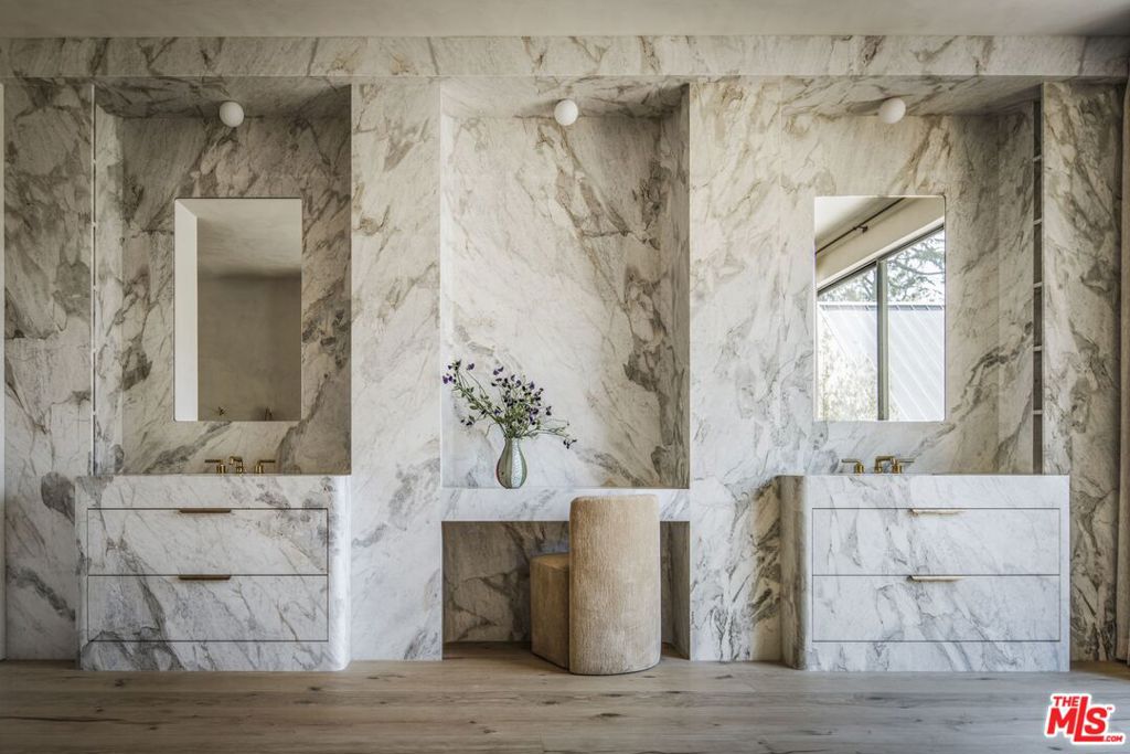 MLS #25600821 image #17