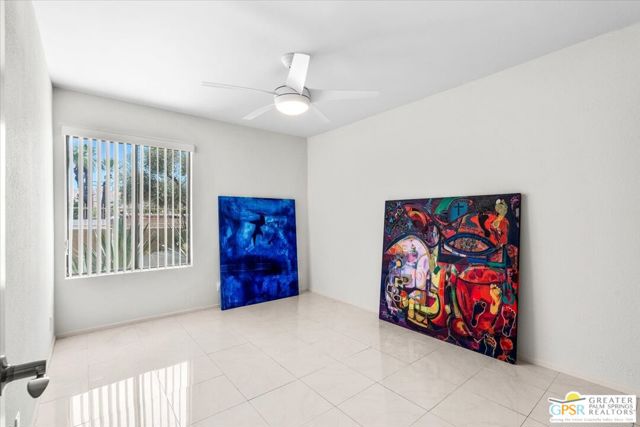 476 Bradshaw Lane, Palm Springs CA: https://media.crmls.org/mediaz/5baaa2e1-1113-4dbe-8cb2-c8fd003ef27d.jpg
