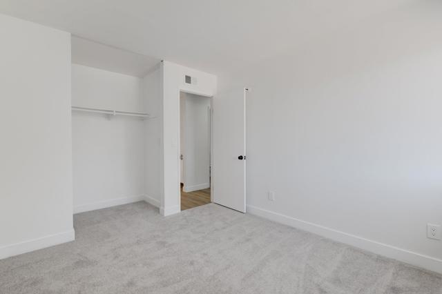 531 Bluffview Rd, Spring Valley CA: https://media.crmls.org/mediaz/5baaa4d3-2770-4dff-bc31-3f521fdd2f00.jpg