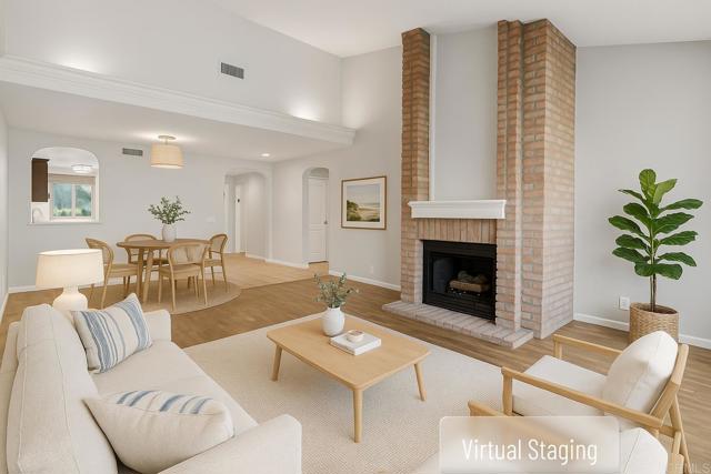 Detail Gallery Image 11 of 40 For 5667 Adobe Falls Rd, San Diego,  CA 92120 - 2 Beds | 2 Baths