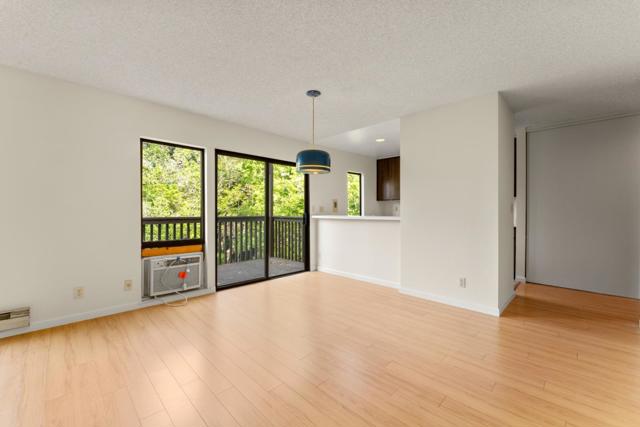 78 Pearce Mitchell Place, Stanford CA: https://media.crmls.org/mediaz/5bab37f7-4a04-4002-9857-727cf2fabab0.jpg