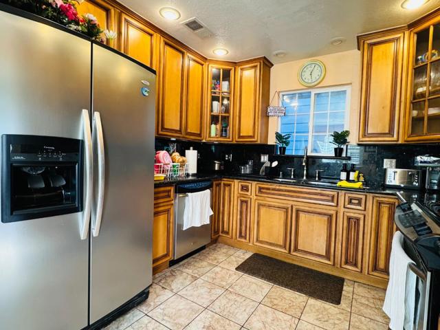 2259 Oceana Boulevard, Pacifica CA: https://media.crmls.org/mediaz/5bab8b7a-2c4b-4441-9c88-8419a471d362.jpg