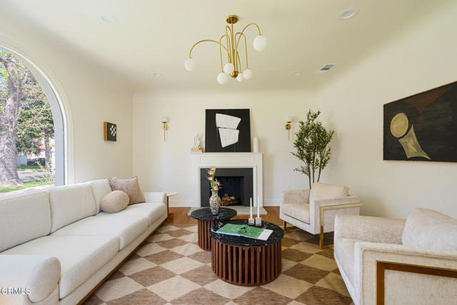 Detail Gallery Image 6 of 45 For 4170 4th Ave, Los Angeles,  CA 90008 - 3 Beds | 3 Baths