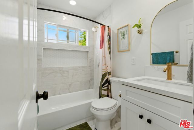 11862 Santa Maria Street, Stanton CA: https://media.crmls.org/mediaz/5bad502d-e191-4abd-86a2-3d424d64bc04.jpg